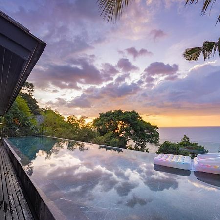 Villa Yang, Private Oceanfront Villa, 카말라 비치 외부 사진